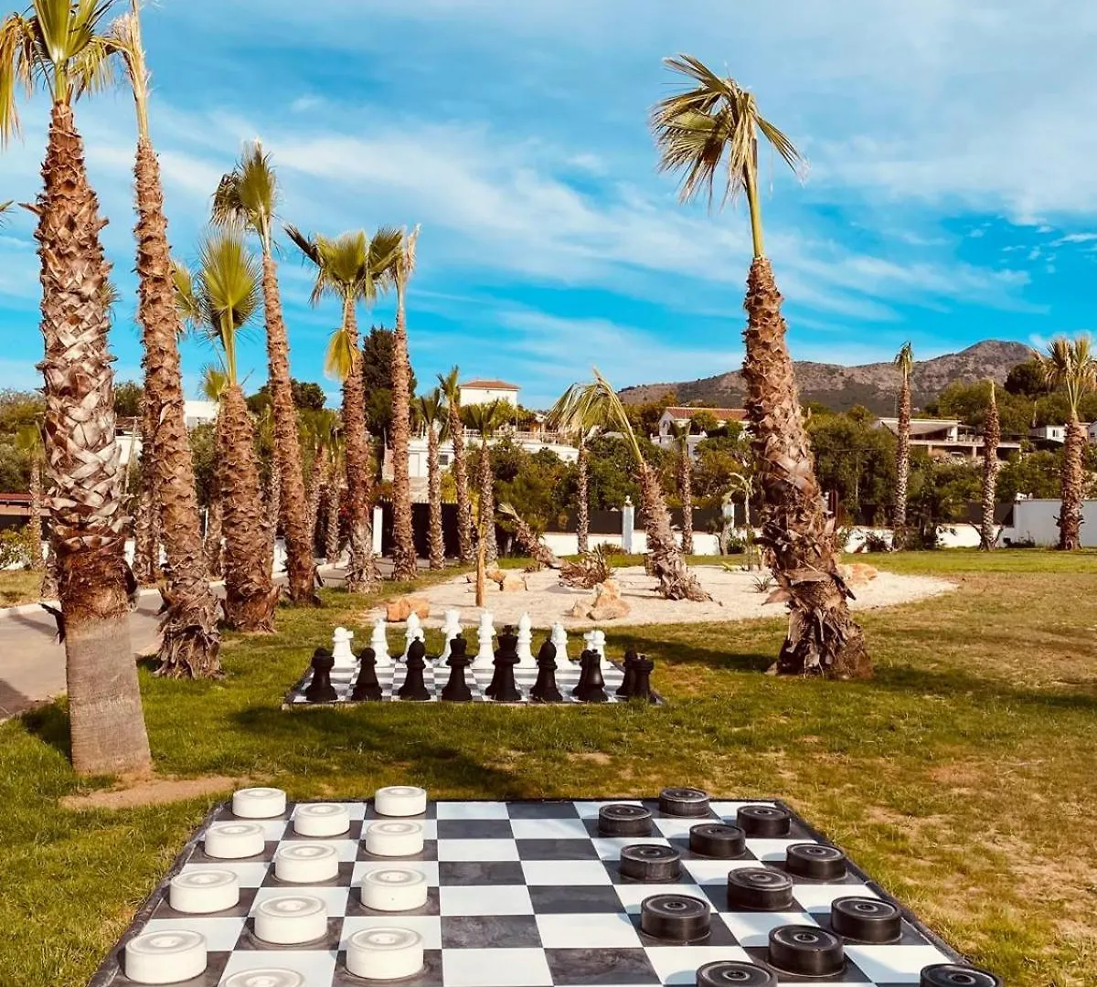 Villa Las Palmeras ألاورين ذي ر تورّي 0*,  إسبانيا